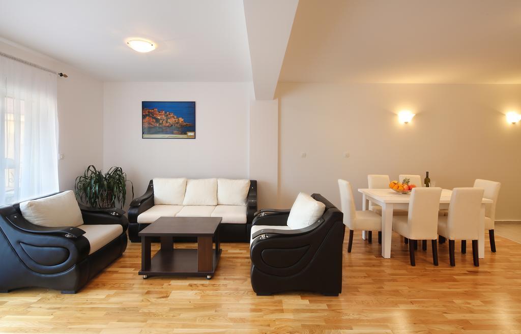 Pegasus Lux Apartment Budva